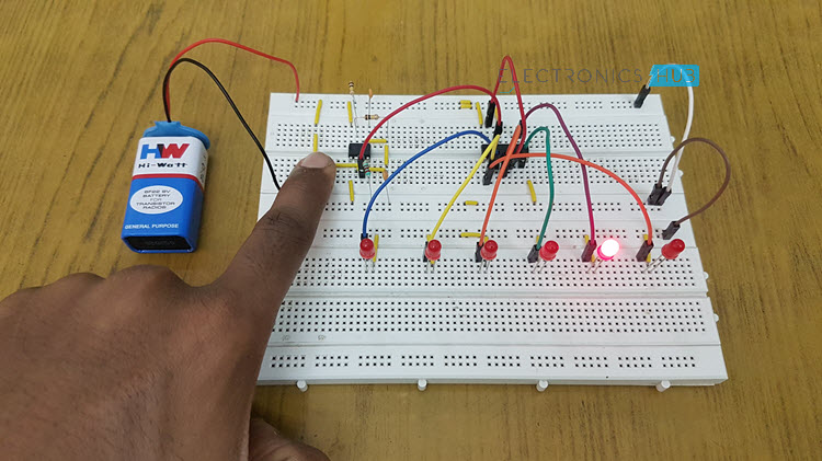 Unbiased Electronic Dice with Leds Image 1